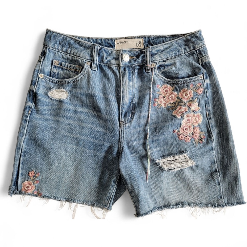 Garage Denim Shorts Blue Jeans Women's 9 Floral Embroidered Boho Cottagecore